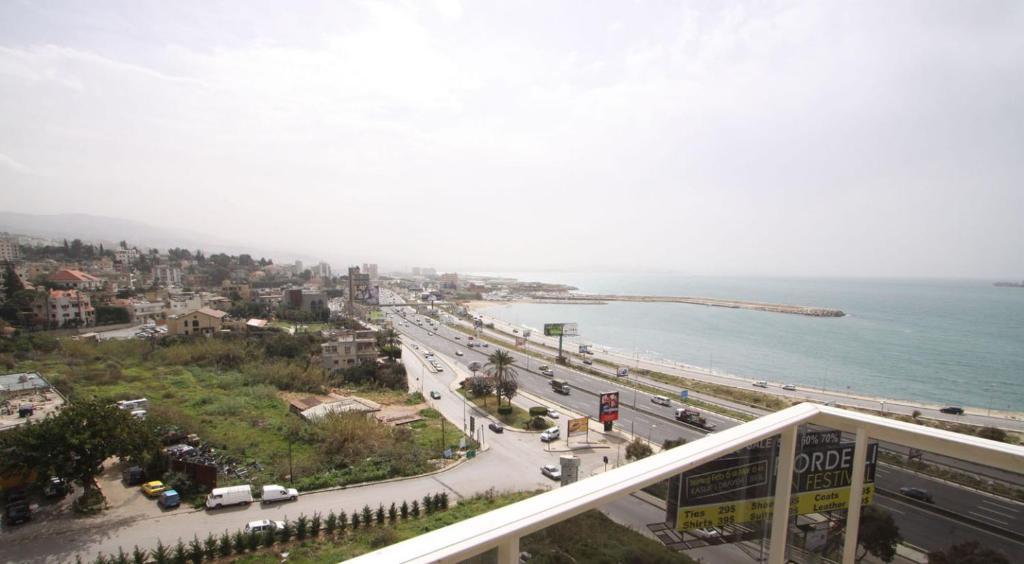 Residence De France Dbayeh Exteriör bild