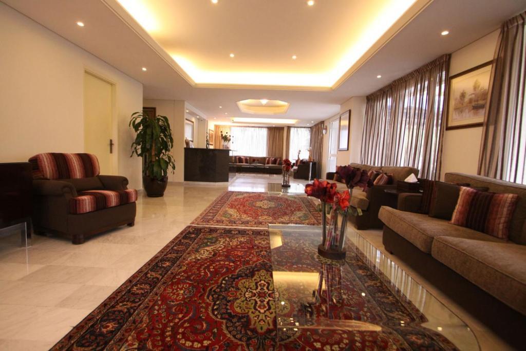 Residence De France Dbayeh Exteriör bild
