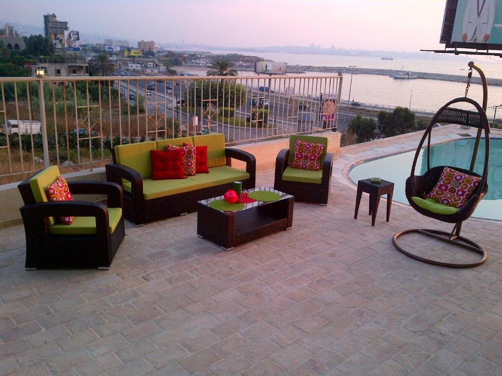 Residence De France Dbayeh Exteriör bild